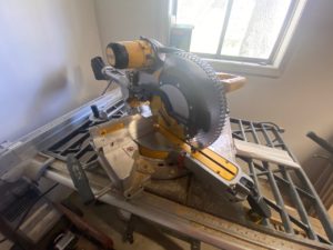 Dewalt DWS779 Review-12 in. Double Bevel Sliding Compound Miter Saw